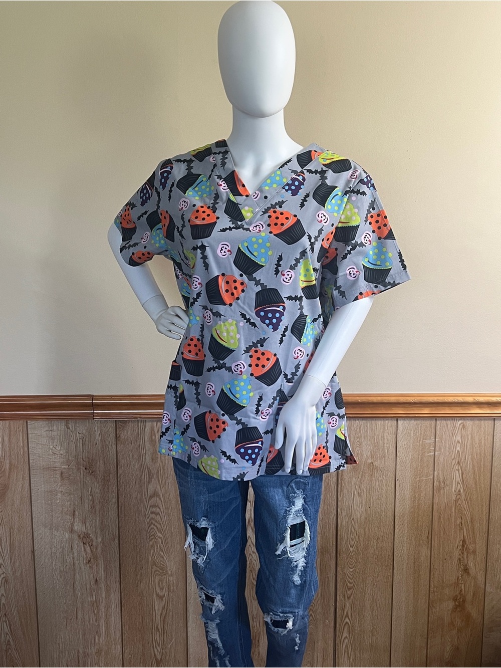 Halloween Cupcake Print Scrub Top
